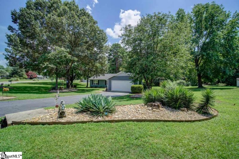 Property image 4 at 104 Greenridge Drive, Moore, SC 29369