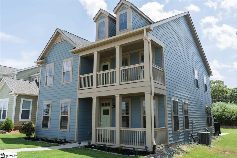 Property image 2 at 735 Rose Penny Lane, Spartanburg, SC 29301