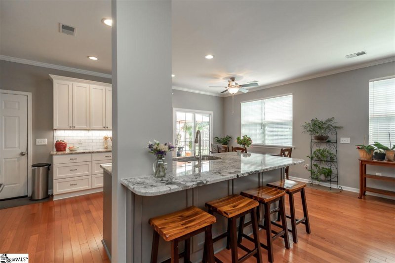 Property image 2 at 5 Placid Falls Court, Simpsonville, SC 29681