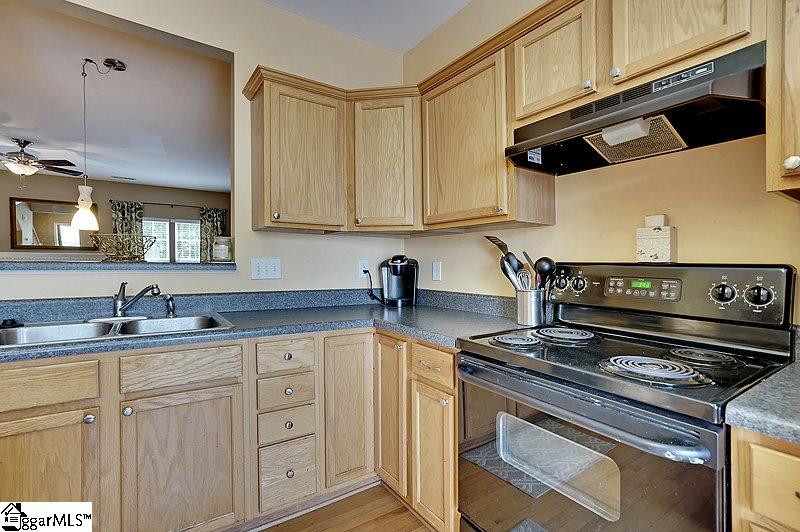 Property image 3 at 110 Cambria Court, Mauldin, SC 29622-2165