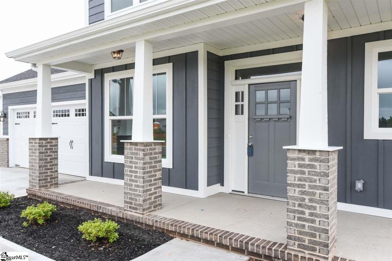 Property image 4 at 303 Charney Lane, Greer, SC 29651