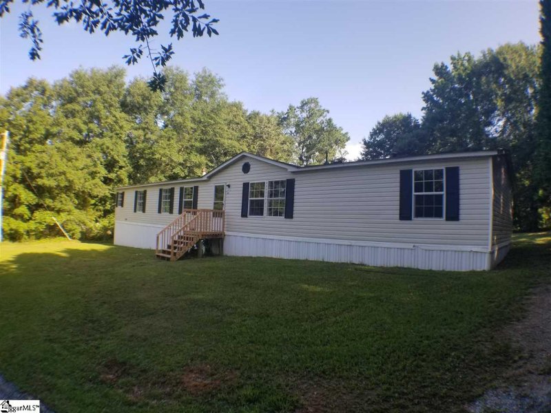 Property image 2 at 306 Hamilton Lane, Liberty, SC 29657