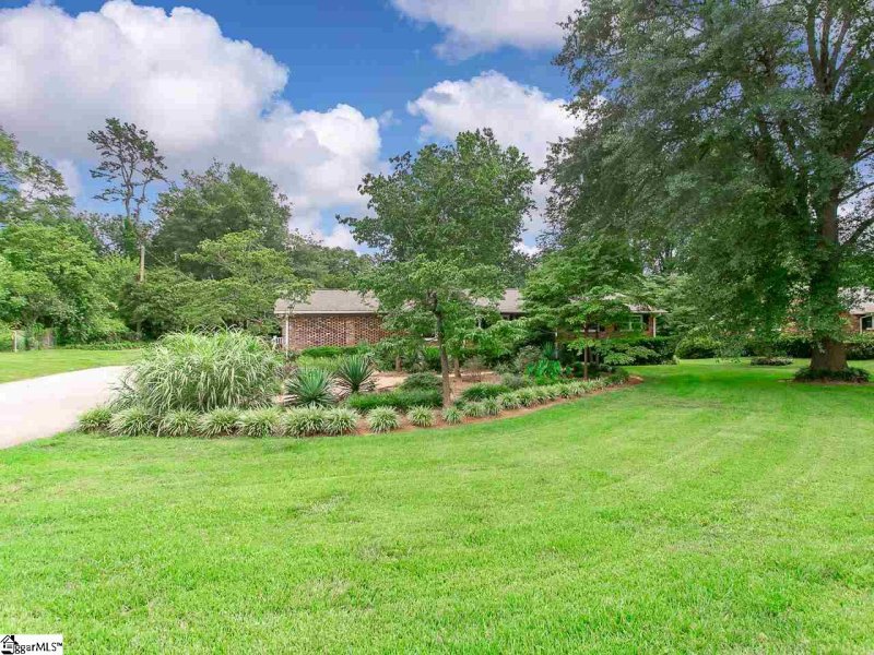 Property image 4 at 112 Galaxie Place, Spartanburg, SC 29307-3815