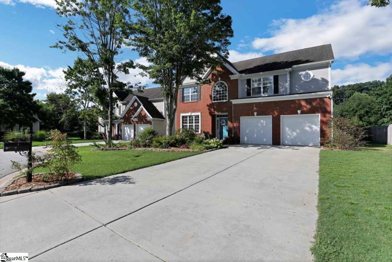 Property image 2 at 206 Branchester Court, Greenville, SC 29607