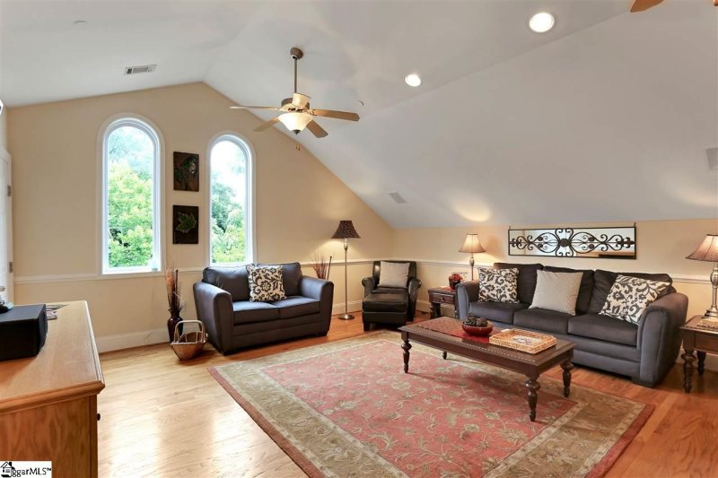 Property image 4 at 204 E Park Avenue, Greenville, SC 29601