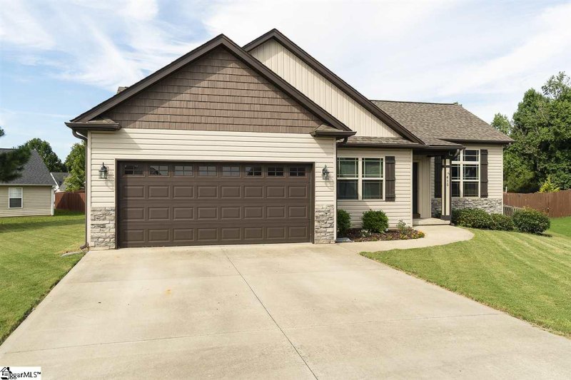 Property image 2 at 415 Kaitlin Mac Drive, Moore, SC 29369