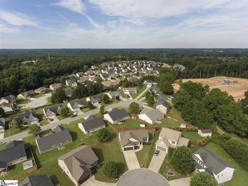 Property image 5 at 415 Kaitlin Mac Drive, Moore, SC 29369