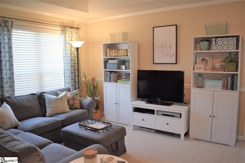 Property image 5 at 11 Rison Road, Greenville, SC 29611