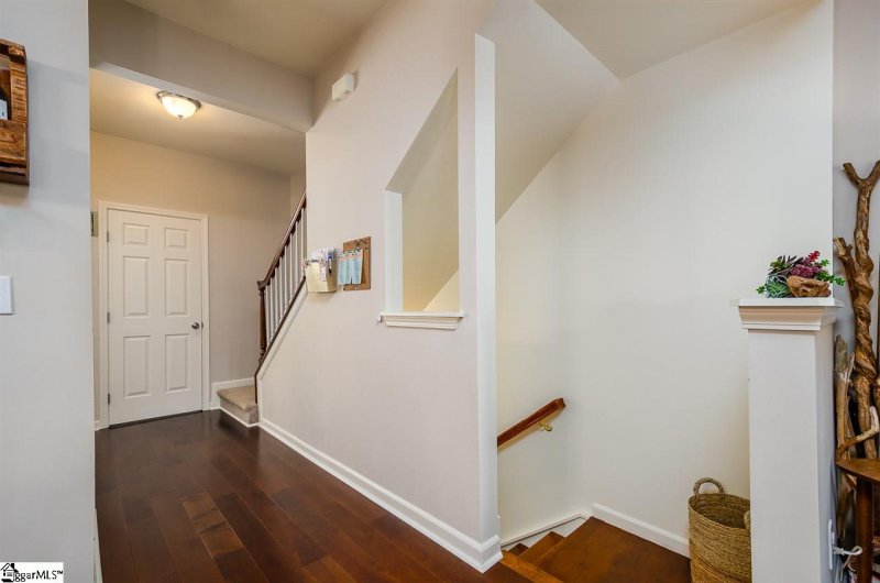 Property image 4 at 6 Evanshire Court, Mauldin, SC 29662-2182