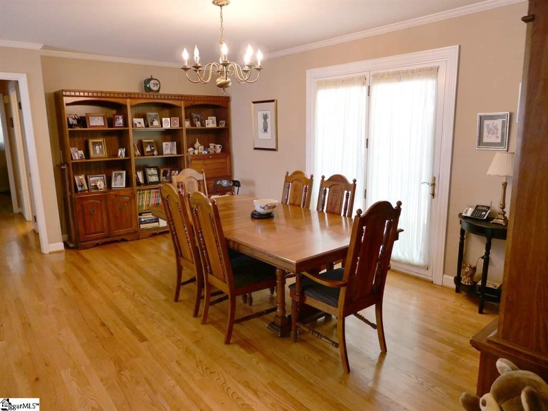 Property image 4 at 152 Woodridge Circle, Greenville, SC 29607