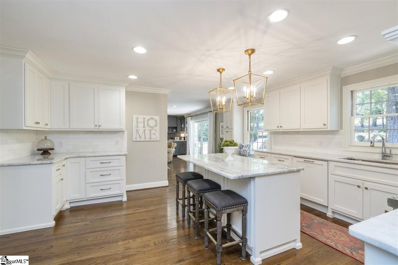 Property image 4 at 107 Saint Augustine Drive, Greenville, SC 29615