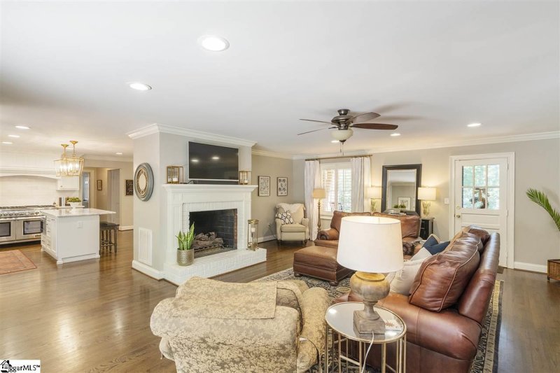 Property image 5 at 107 Saint Augustine Drive, Greenville, SC 29615