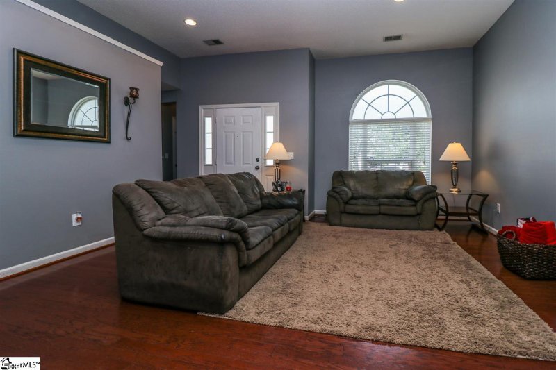 Property image 2 at 113 Ashby Cross Court, Greer, SC 29651