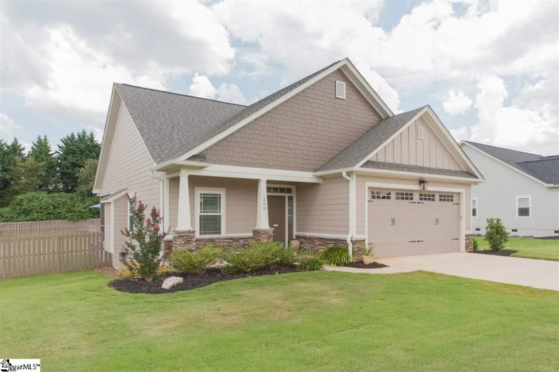 Property image 3 at 200 Kirklen Lane, Taylors, SC 29687