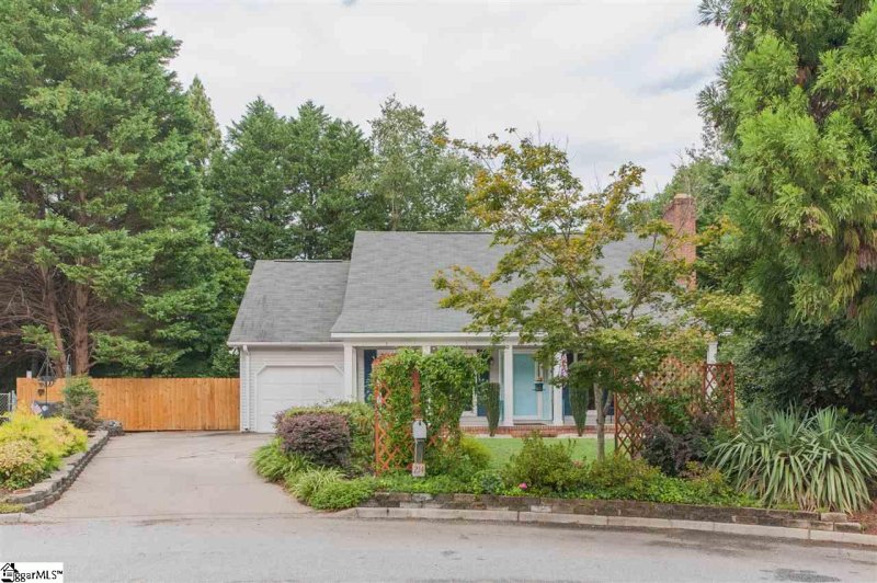 Property image 2 at 214 Spring View Lane, Taylors, SC 29687