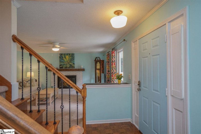 Property image 5 at 214 Spring View Lane, Taylors, SC 29687