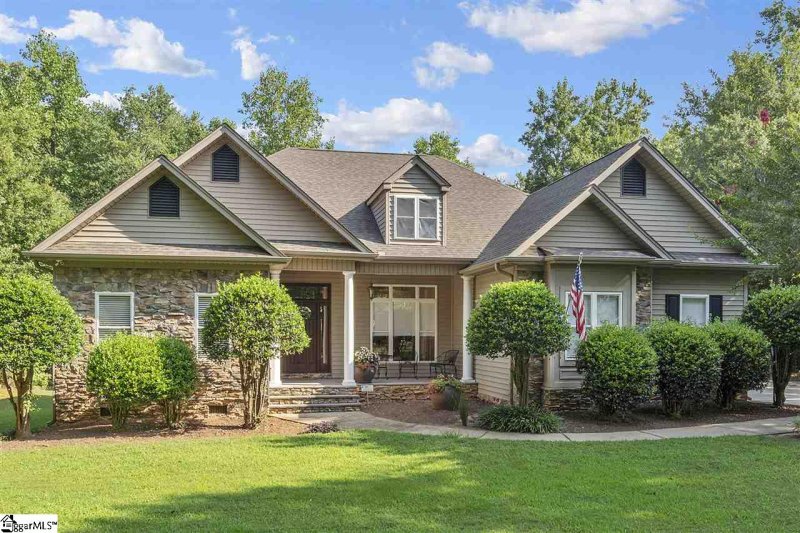 Property image 3 at 502 S Artillery Court, Piedmont, SC 29673