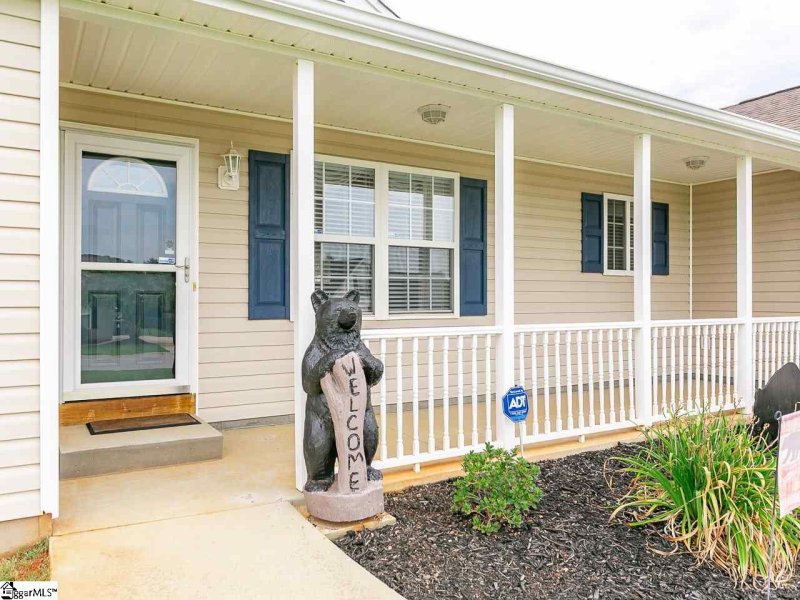 Property image 2 at 1 GRATIOT Lane, Greer, SC 29651-5071