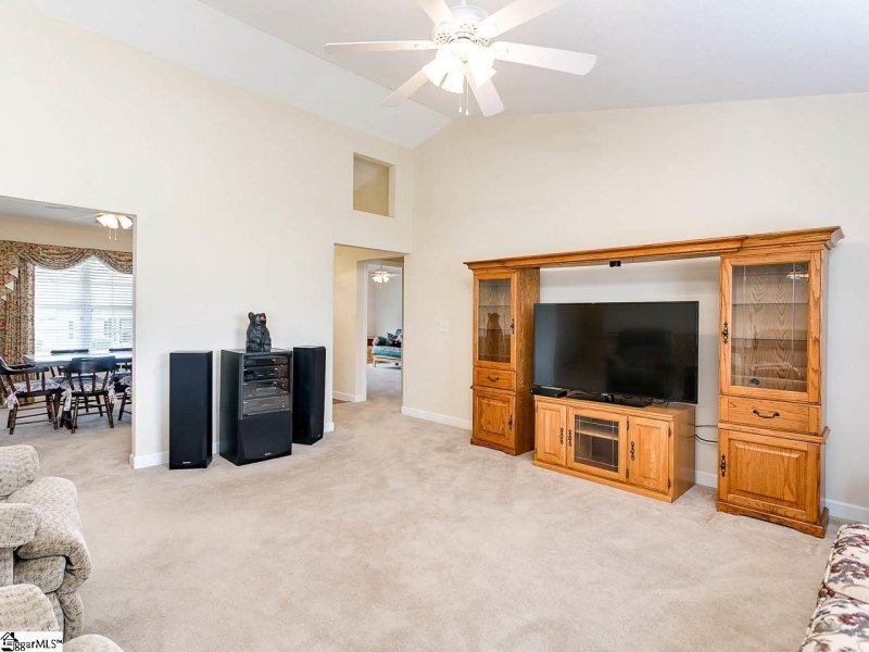 Property image 5 at 1 GRATIOT Lane, Greer, SC 29651-5071