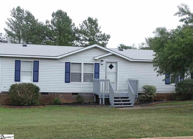 Property image 2 at 311 Beaver Pond Drive, Piedmont, SC 29673