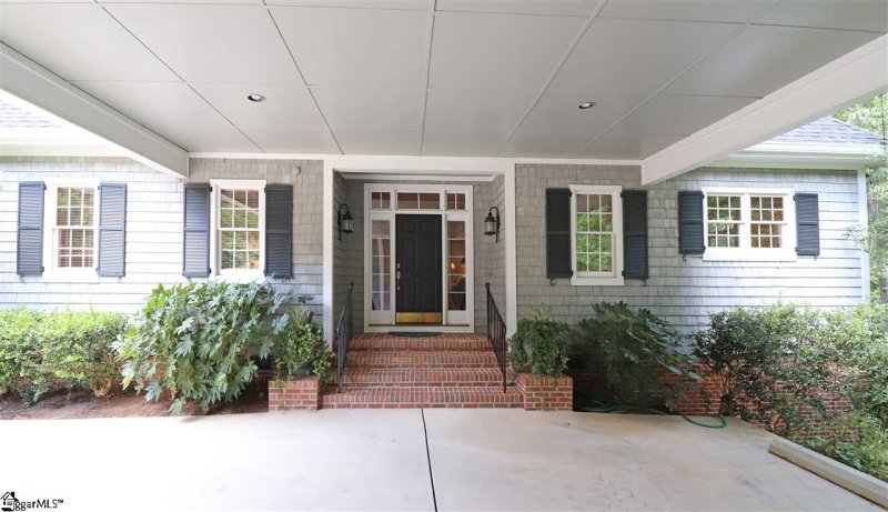 Property image 3 at 100 Hidden Hills Drive, Greenville, SC 29605
