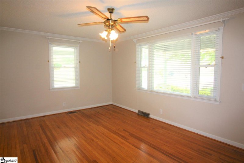 Property image 4 at 2 Laramie Drive, Greenville, SC 29617