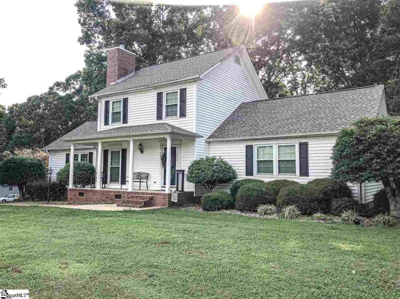 Property image 2 at 401 Hampton Road, Liberty, SC 29657