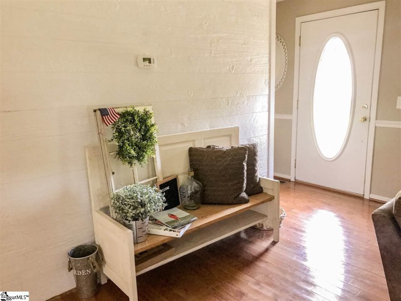 Property image 3 at 401 Hampton Road, Liberty, SC 29657