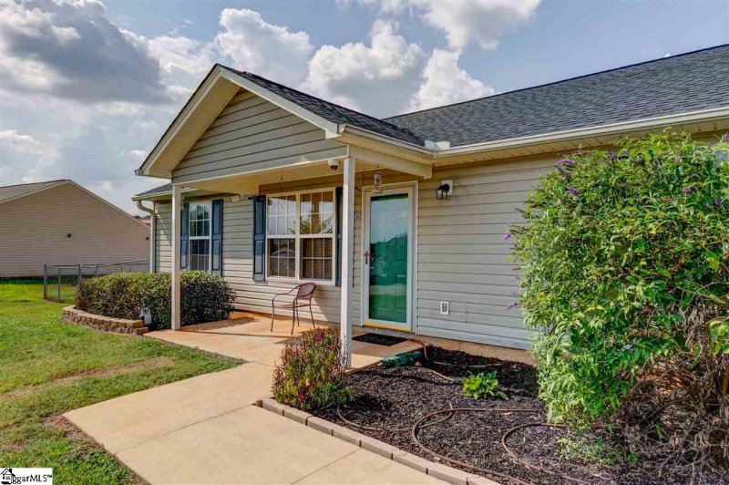 Property image 2 at 426 Rudd Road, Piedmont, SC 29673