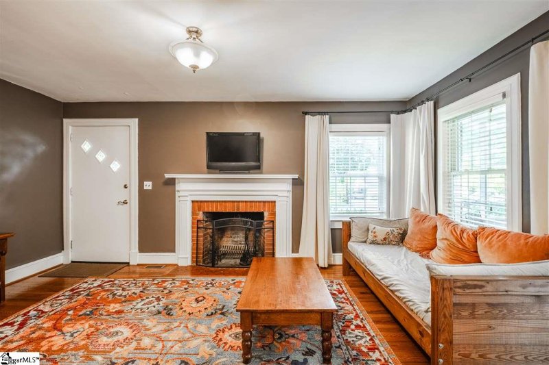 Property image 5 at 5 Wiuka Avenue, Greenville, SC 29607