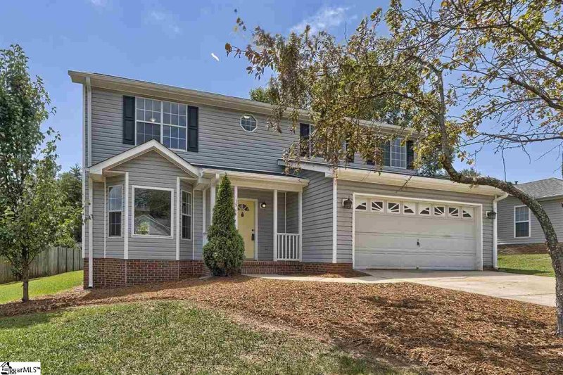 Property image 2 at 15 Michell Drive, Taylors, SC 29687