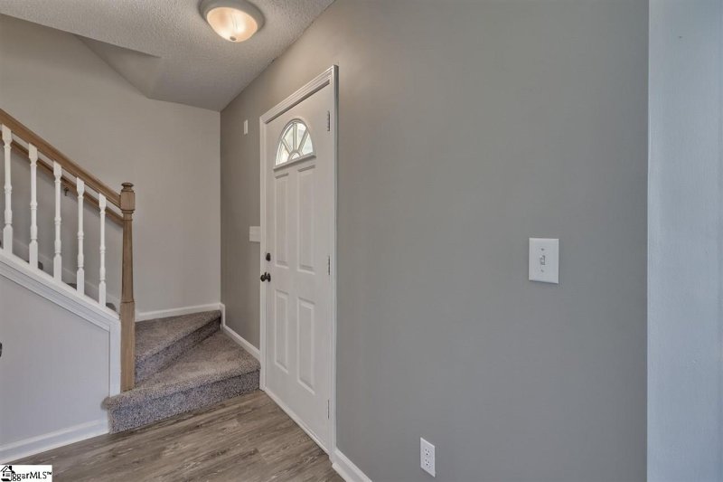 Property image 3 at 15 Michell Drive, Taylors, SC 29687