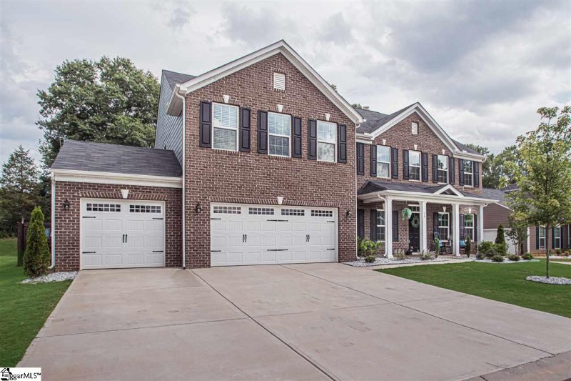 Property image 2 at 16 Village Vista Drive, Fountain Inn, SC 29644