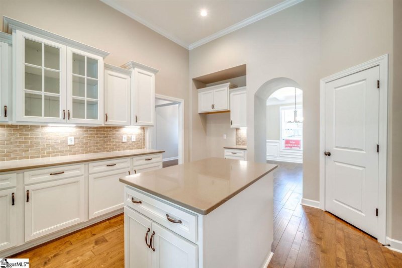 Property image 4 at 215 Crestgate Way, Easley, SC 29642