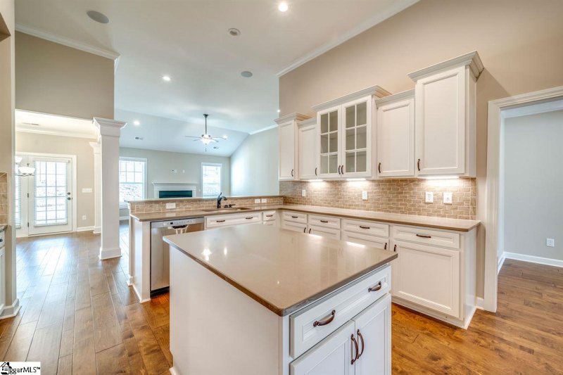 Property image 5 at 215 Crestgate Way, Easley, SC 29642