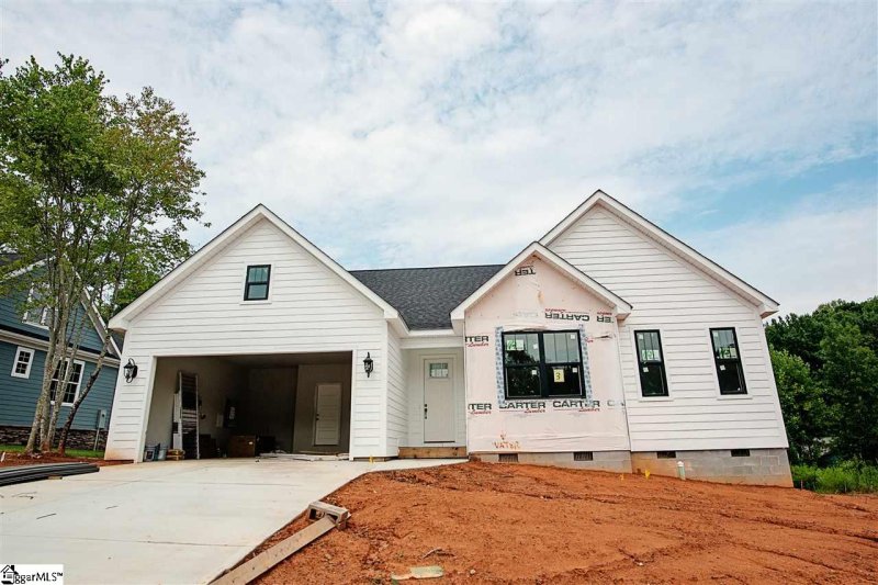 Property image 2 at 103 Nakkol Drive, Simpsonville, SC 29680