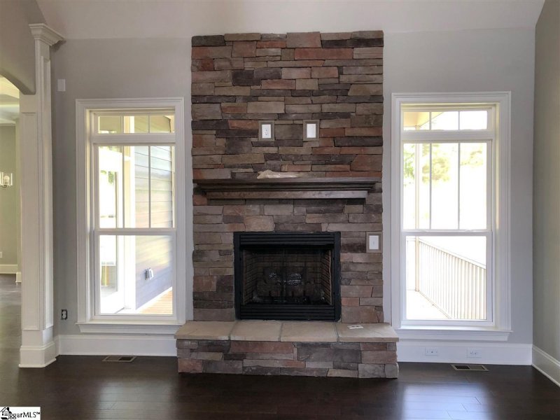 Property image 4 at 304 S River Bluff Road, Piedmont, SC 29673