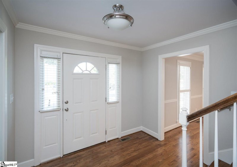 Property image 3 at 101 Plum Creek Lane, Greenville, SC 29607