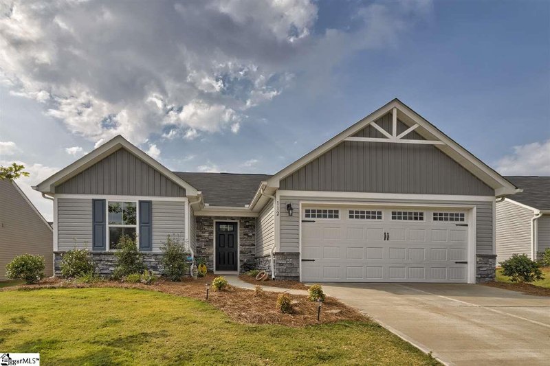 112 Fairmeadow Way