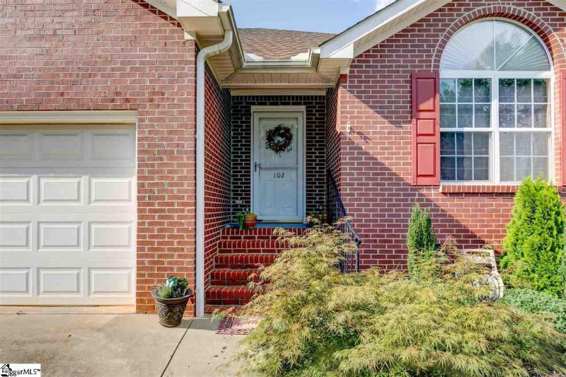 Property image 4 at 102 Woodbridge Court, Anderson, SC 29621