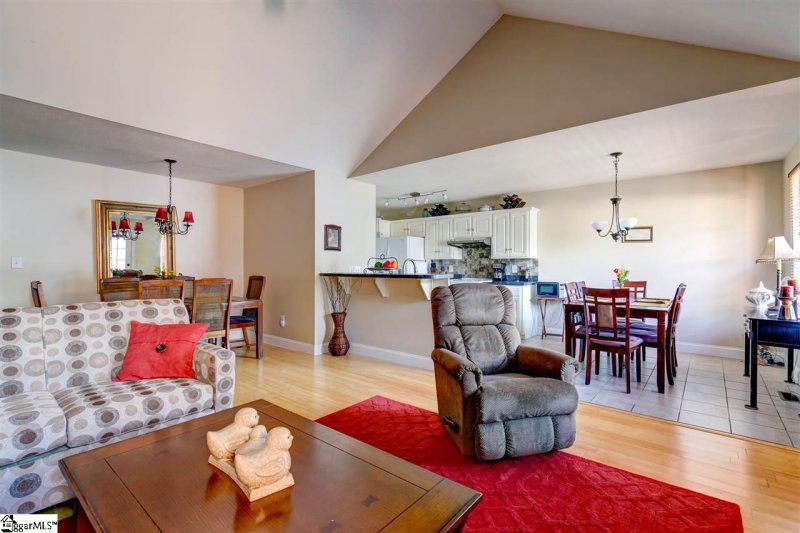 Property image 5 at 102 Woodbridge Court, Anderson, SC 29621