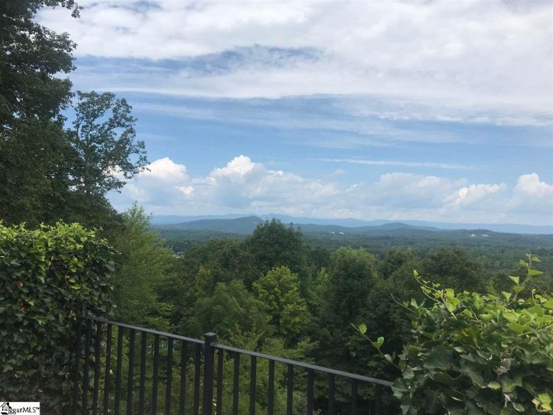 Property image 3 at 111 Norte Vista Drive, Easley, SC 29640