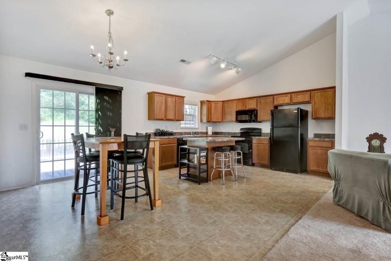 Property image 3 at 50 Spring Fellow Lane, Taylors, SC 29687