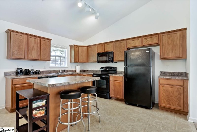 Property image 5 at 50 Spring Fellow Lane, Taylors, SC 29687