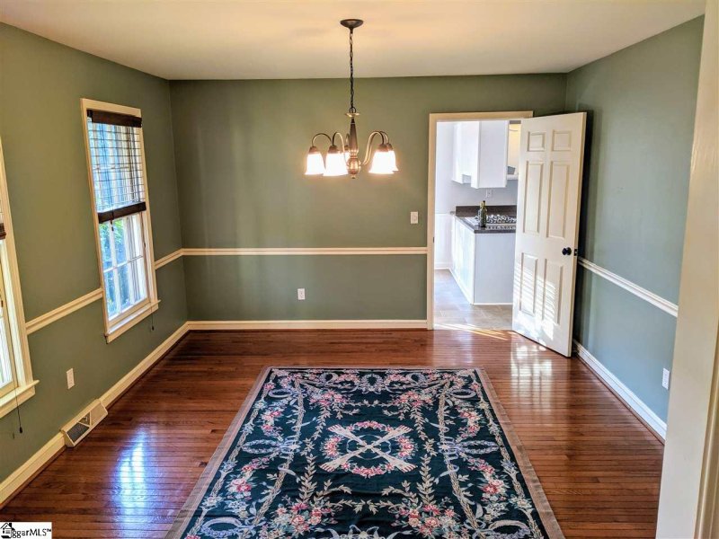 Property image 4 at 13 Meredith Lane, Greenville, SC 29607