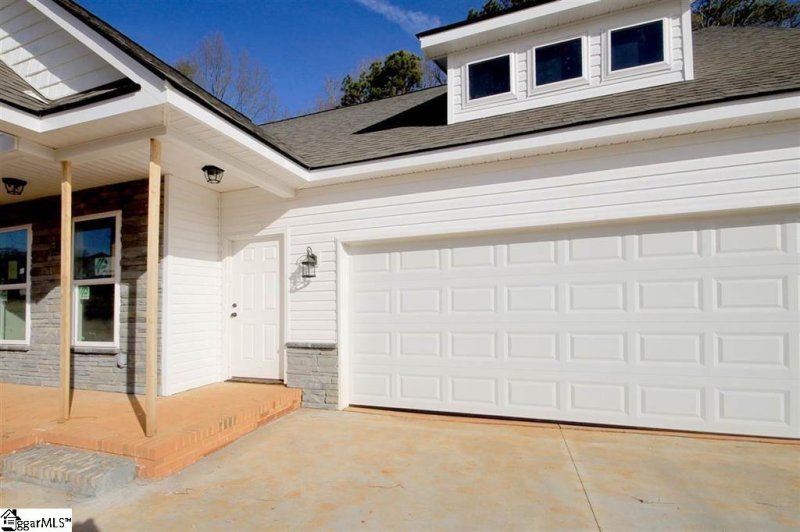 Property image 2 at 217 magnolia Lane, Pendleton, SC 29670