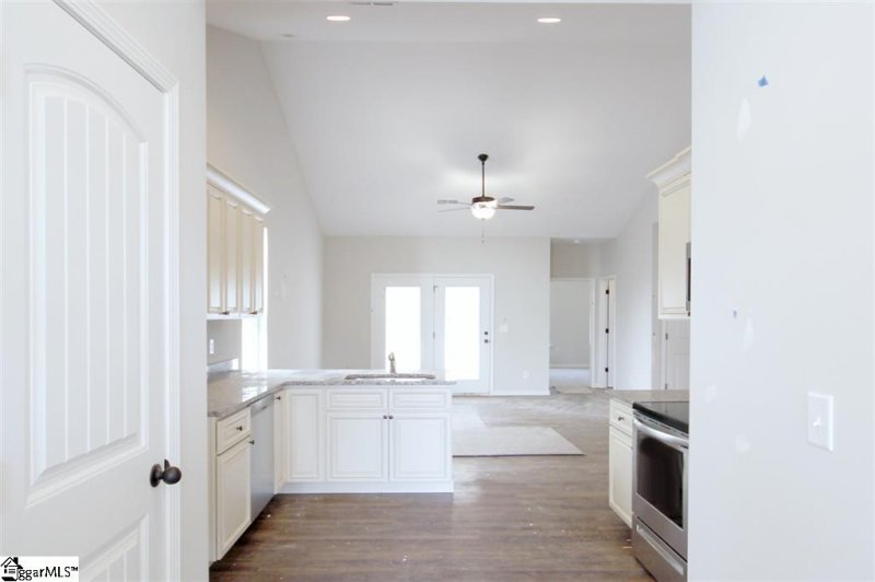 Property image 4 at 217 magnolia Lane, Pendleton, SC 29670