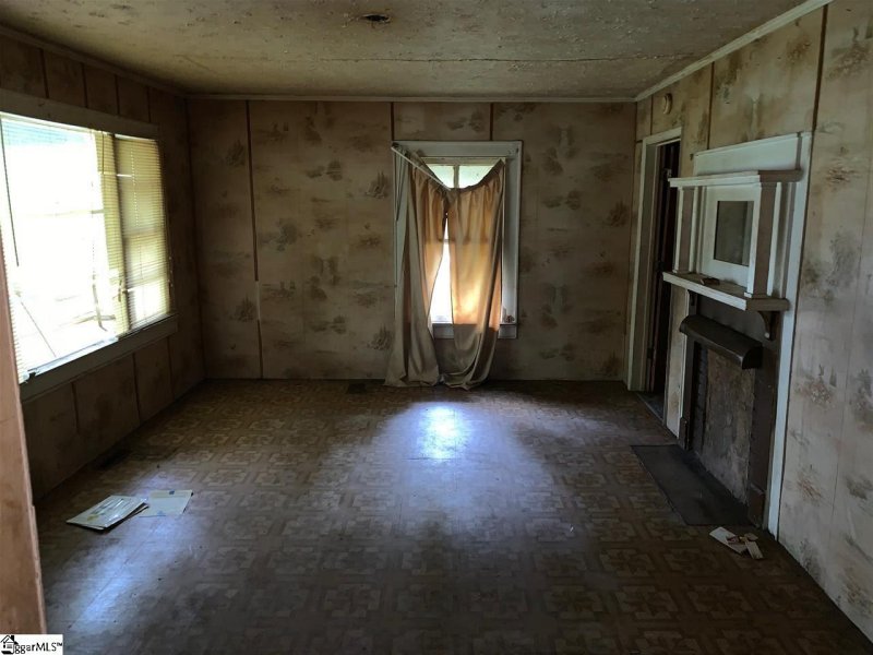 Property image 5 at 303 W Morgan Street, Greenville, SC 29611-3728