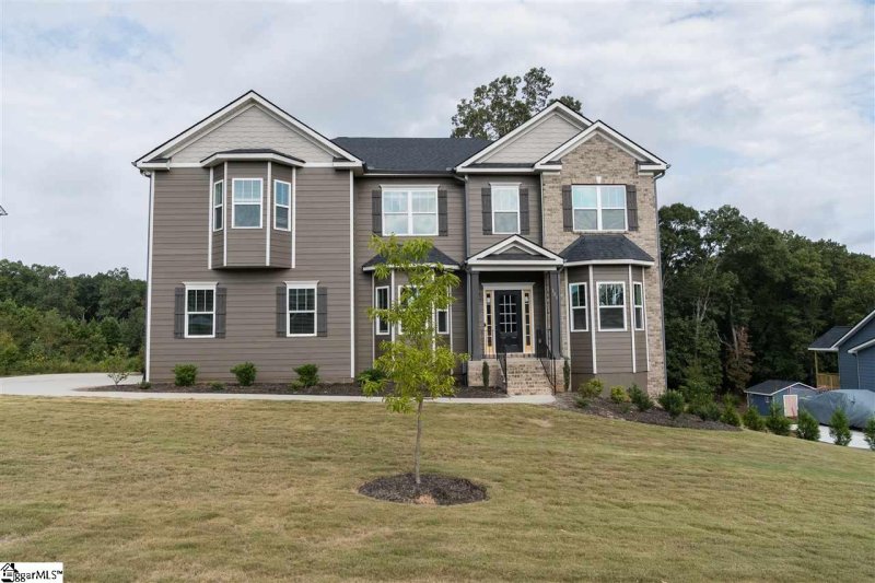 121 Ridgewater Court