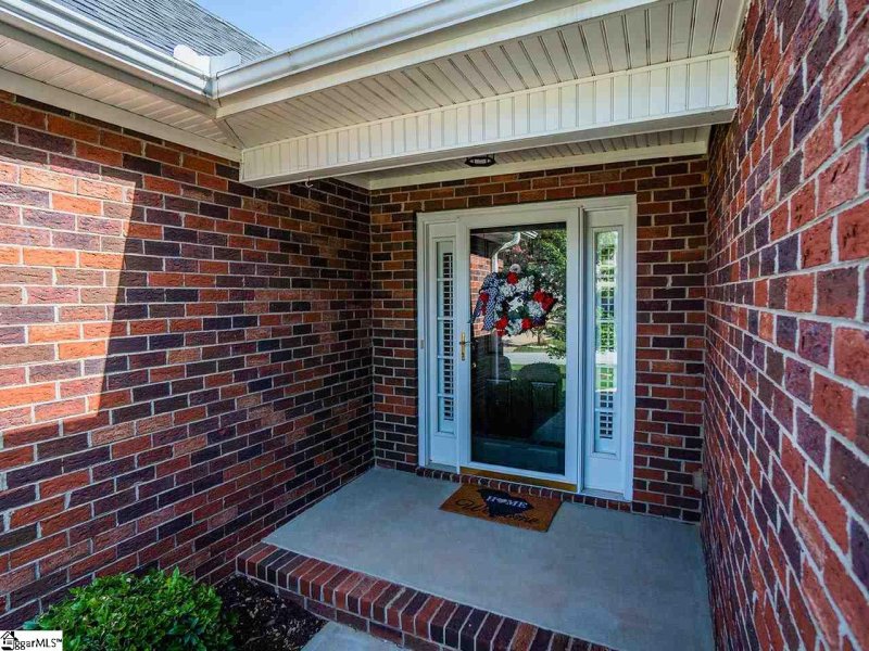 Property image 2 at 5 Glenaire Drive, Greer, SC 29650